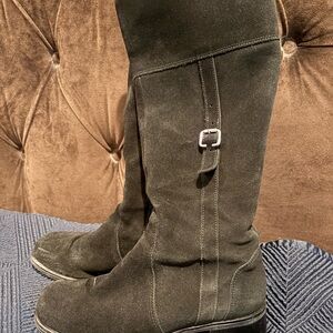 La CANADIENNE Black Over the Knee Boots